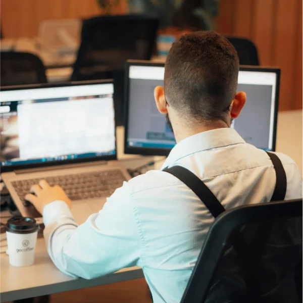 unsplash_q_1fk9wb2cc